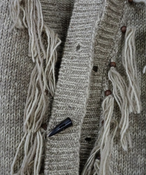 EGO TRIPPING（エゴトリッピング）の「mcg2842-ELVIS KNIT CARDIGAN  カーディガン（カーディガン/ボレロ・メンズ・チャコール/ブラウン/サンドベージュ・46/48）」の13枚目の写真