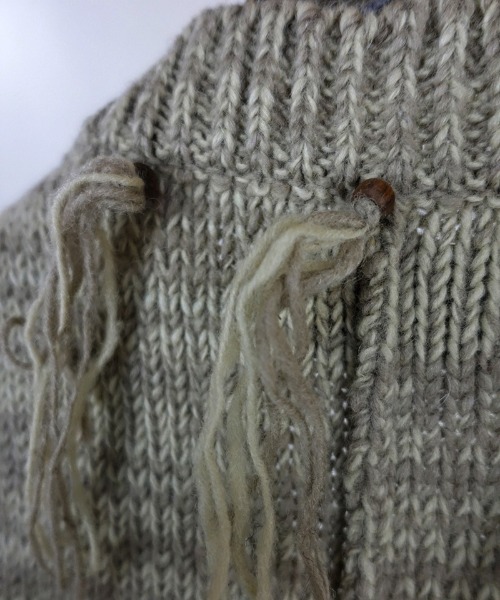 EGO TRIPPING（エゴトリッピング）の「mcg2842-ELVIS KNIT CARDIGAN  カーディガン（カーディガン/ボレロ・メンズ・チャコール/ブラウン/サンドベージュ・46/48）」の15枚目の写真