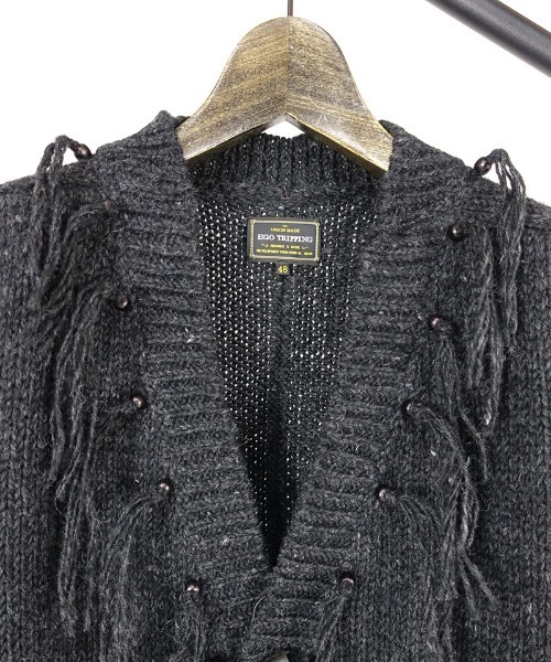 EGO TRIPPING（エゴトリッピング）の「mcg2842-ELVIS KNIT CARDIGAN  カーディガン（カーディガン/ボレロ・メンズ・チャコール/ブラウン/サンドベージュ・46/48）」の22枚目の写真
