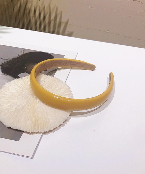 juweel（ユウェル）の「レディース エナメルカラフルカチューシャ【ドレスに合わせやすいアクセサリーシリーズ】（カチューシャ・レディース・G/H/D/B/C/E/F/A/I・FREE）」の3枚目の写真