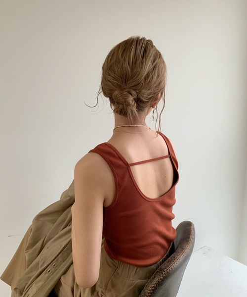 Amiur(エミレ)の「rib tank top(タンクトップ・レディース・テラコッタ/ベージュ/ブラウン・FREE)」の19枚目の写真