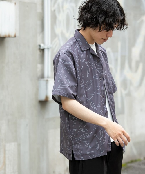ITEMS URBANRESEARCH（アイテムズ アーバンリサーチ）の「リーフプリント オープンカラー半袖シャツ（シャツ/ブラウス・メンズ・パープル/ネイビー/ブラウン・MEDIUM/LARGE）」の16枚目の写真