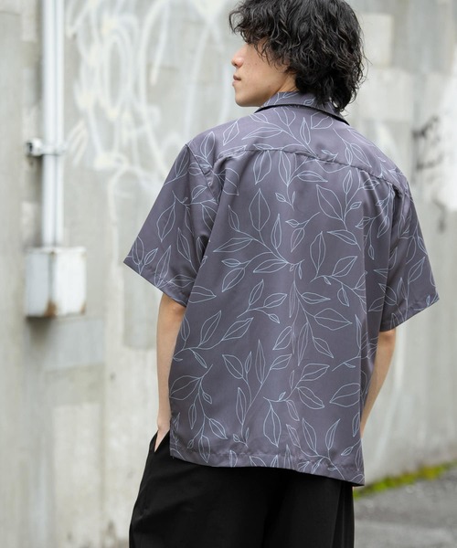ITEMS URBANRESEARCH（アイテムズ アーバンリサーチ）の「リーフプリント オープンカラー半袖シャツ（シャツ/ブラウス・メンズ・パープル/ネイビー/ブラウン・MEDIUM/LARGE）」の18枚目の写真