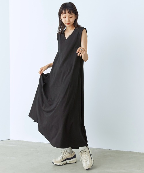 mikke（ミッケ）の「バックオープン ダメージデザインノースリーブワンピース（ワンピース・レディース・ブラック/パープル/カーキ・FREE）」の16枚目の写真