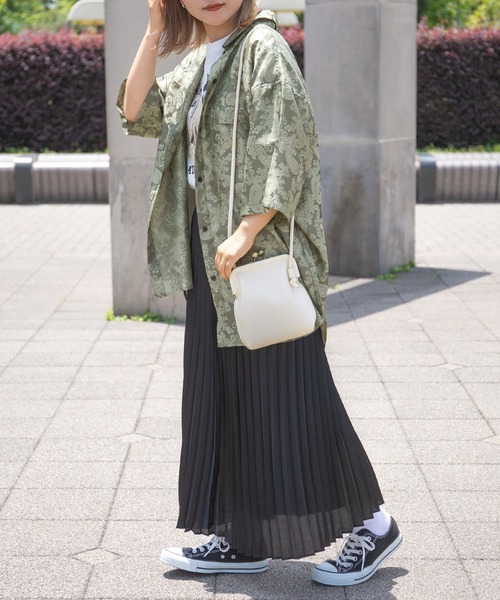 kutir(クティール)の「がま口ショルダーバッグ(ショルダーバッグ・レディース・ホワイト/ブラック・FREE)」の3枚目の写真