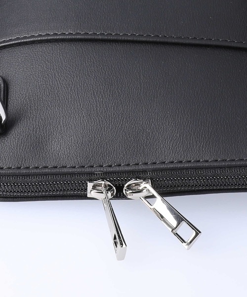 HONEYSUCKLE ROSE（ハニーサックルローズ）の「【HONEYSUCKLE ROSE】スクエアシンプルショルダーバッグ（ショルダーバッグ・レディース・ブラック/ネイビー/シルバー・ONE SIZE）」の14枚目の写真