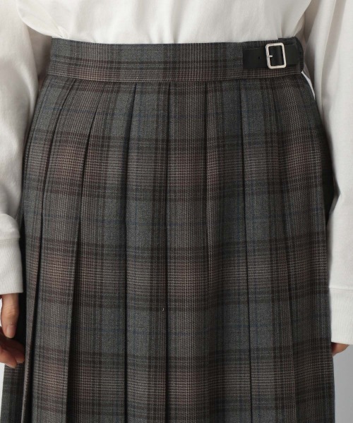 LOWRYS FARM（ローリーズファーム）の「チェックプリーツスカート　217193（スカート・レディース・ブラウン/グレー/レッド・MEDIUM/LARGE）」の16枚目の写真