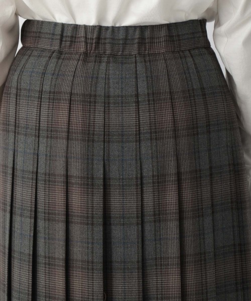 LOWRYS FARM（ローリーズファーム）の「チェックプリーツスカート　217193（スカート・レディース・ブラウン/グレー/レッド・MEDIUM/LARGE）」の19枚目の写真