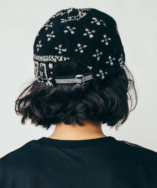 DOUBLE STANDARD CLOTHING(ダブルスタンダードクロージング)の「バンダナペイズリー柄ボアキャップ(キャップ・レディース・ブラック/レッド・FREE)」の6枚目の写真