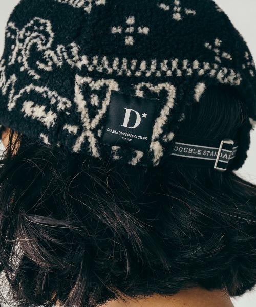 DOUBLE STANDARD CLOTHING(ダブルスタンダードクロージング)の「バンダナペイズリー柄ボアキャップ(キャップ・レディース・ブラック/レッド・FREE)」の8枚目の写真