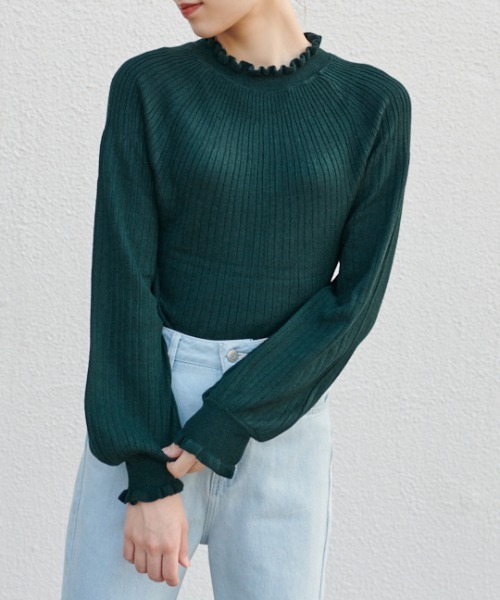 OLIVE des OLIVE（オリーブデオリーブ）の「【WEB限定】コスパ最強！秋冬の万能アイテム。求心リブフリルニット（ニット/セーター・レディース・ブラック/ダークブラウン/オフホワイト/ピンク/グリーン/ボルドー/ラベンダー・FREE）」の4枚目の写真