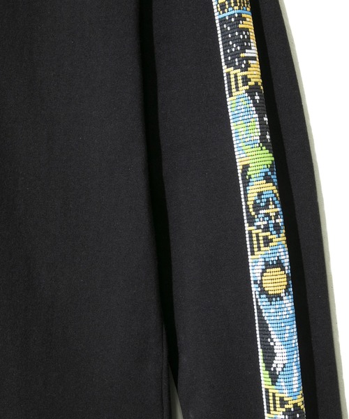 go slow caravan（ゴースローキャラバン）の「USA/C gsc ワールドツアー 袖プリント ロングスリーブTEE（Tシャツ/カットソー・メンズ・ホワイト/ブラック/グリーン/サーモンピンク・MEDIUM/LARGE/X-LARGE）」の10枚目の写真