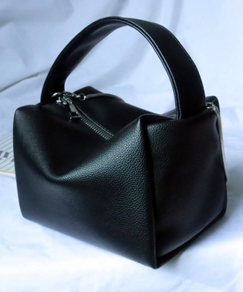 LIPSERVICE（リップサービス）の「2WAYミニスクエアバッグ【ZOZOTOWN限定】（ハンドバッグ・レディース・ブラック・FREE）」の3枚目の写真