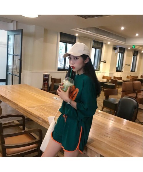 おしゃれスタ（オシャレスタ）の「レジャーラウンジ スポーツセットアップルームウェア（その他ルームウェア・レディース・ブラック/レッド/ブルー/グリーン・M/L/XL）」の3枚目の写真