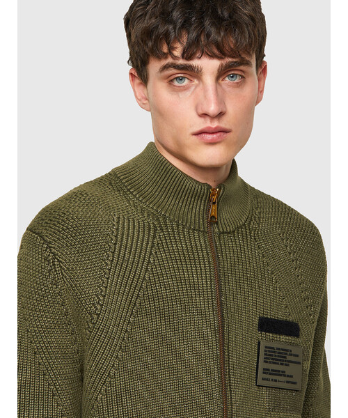 DIESEL(ディーゼル)の「メンズ ニット カーディガン フルジップ ヘリンボーン(カーディガン/ボレロ・メンズ・ブラック/カーキ・SMALL/MEDIUM/LARGE/X-LARGE/XX-LARGE/X-SMALL)」の3枚目の写真