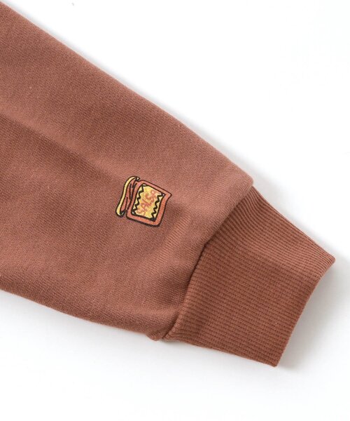 BREEZE(ブリーズ)の「2柄フードトレーナー(スウェット・キッズ・ブラウン/グレー・150/130/140/100/90/110/120)」の12枚目の写真