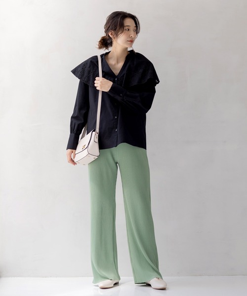 フェリシモMama(フェリシモママ)の「【たまごクラブ掲載】Moredde マタニティから産後も使える ウエストクロス仕様のプリーツパンツ(マタニティウェア/グッズ・レディース・ベージュ系その他/ブラック/グリーン・MEDIUM/LARGE/X-LARGE/XX-LARGE)」の9枚目の写真