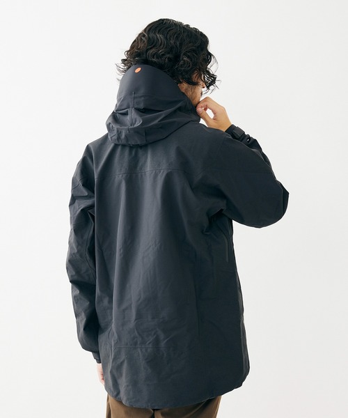 Tilak（ティラック）の「【TILAK / ティラック × JS】別注 Raptor Jacket（マウンテンパーカー・メンズ・クリアブラック・SMALL/MEDIUM/LARGE/X-LARGE）」の21枚目の写真
