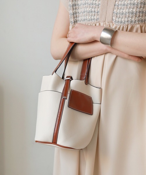 Bab（バブ）の「配色ステッチハンドバッグ（ハンドバッグ・レディース・ブラック/アイボリー/キャメル/ライトグリーン/ブラック系その他/ベージュ・ONESIZE）」の19枚目の写真