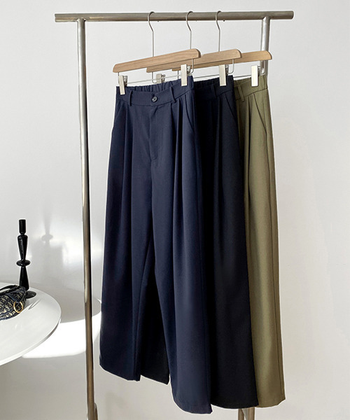 c.u.l（シーユーエル）の「【c.u.l:w】ハイウエストルーズタックパンツ culw128（スラックス・レディース・カーキ/ブラック/ネイビー・L/M）」の6枚目の写真