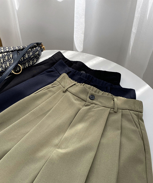 c.u.l（シーユーエル）の「【c.u.l:w】ハイウエストルーズタックパンツ culw128（スラックス・レディース・カーキ/ブラック/ネイビー・L/M）」の12枚目の写真