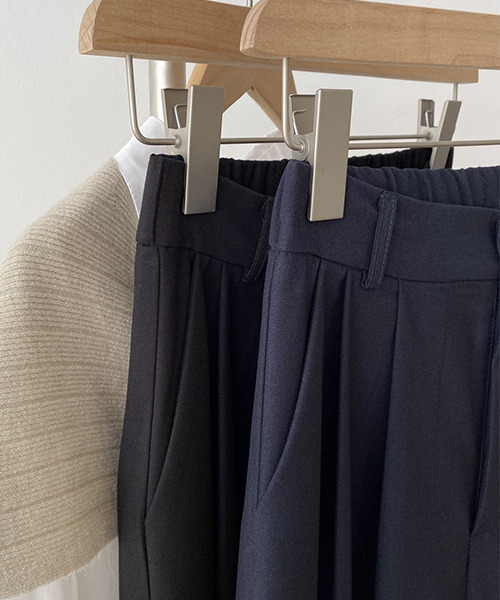 c.u.l（シーユーエル）の「【c.u.l:w】ハイウエストルーズタックパンツ culw128（スラックス・レディース・カーキ/ブラック/ネイビー・L/M）」の16枚目の写真