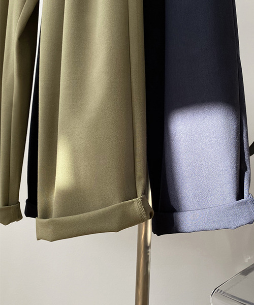 c.u.l（シーユーエル）の「【c.u.l:w】ハイウエストルーズタックパンツ culw128（スラックス・レディース・カーキ/ブラック/ネイビー・L/M）」の17枚目の写真