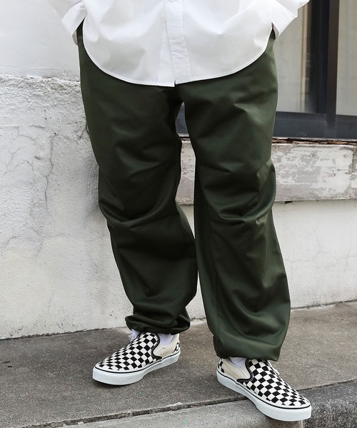 MSG（エムエスジー）の「ワイドフレアバギー8ポケットカーゴデニムパンツ　ケミカル/オーバーダイ 10oz（カーゴパンツ・メンズ・ホワイト/チャコール/マスタード/グリーン/レッド/ブラック/オレンジ/サックスブルー/カーキ/ブルー/インディゴブルー/ブラウン・S/M/L/XL）」の6枚目の写真