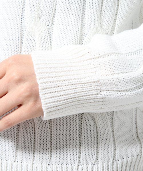 GLOBAL WORK（グローバルワーク）の「５ゲージカワリケーブルプルオーバー長袖/555605（ニット/セーター・レディース・ホワイト/グリーン/ネイビー/ピンク・MEDIUM/LARGE/SMALL）」の10枚目の写真