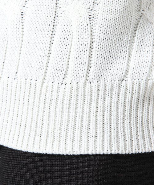 GLOBAL WORK（グローバルワーク）の「５ゲージカワリケーブルプルオーバー長袖/555605（ニット/セーター・レディース・ホワイト/グリーン/ネイビー/ピンク・MEDIUM/LARGE/SMALL）」の11枚目の写真