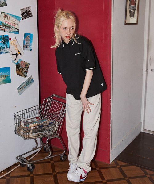 CONVERSE(コンバース)の「CONVERSE/コンバース ロゴ リブラインデザイン ワイドシルエットポロシャツ(ポロシャツ・レディース・ホワイト/ブラック/レッド・M/L)」の14枚目の写真