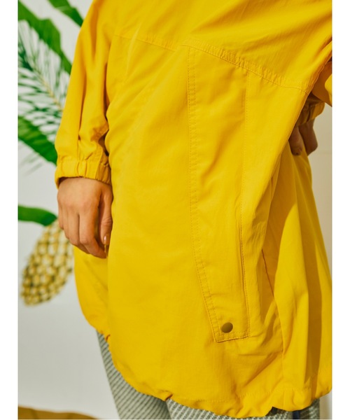 AlexanderLeeChang（アレキサンダーリーチャン）の「BIG ANORAK　AC-032202（マウンテンパーカー・メンズ・パープル/ブラック/イエロー・3/2）」の6枚目の写真