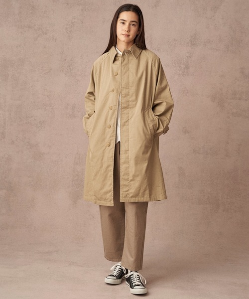 DANTON（ダントン）の「DANTON | コットンツイル ステンカラーコート WOMEN（ステンカラーコート・レディース・ベージュ/グレイッシュベージュ・36）」の2枚目の写真
