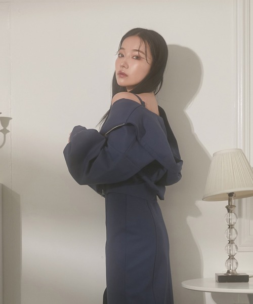 ANDGEEBEE（アンジービー）の「ショートパーカー（パーカー・レディース・ブルー/ブラック・MEDIUM）」の8枚目の写真