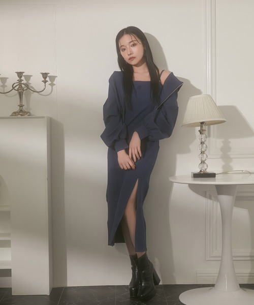 ANDGEEBEE（アンジービー）の「ショートパーカー（パーカー・レディース・ブルー/ブラック・MEDIUM）」の11枚目の写真