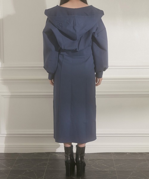 ANDGEEBEE（アンジービー）の「ショートパーカー（パーカー・レディース・ブルー/ブラック・MEDIUM）」の15枚目の写真