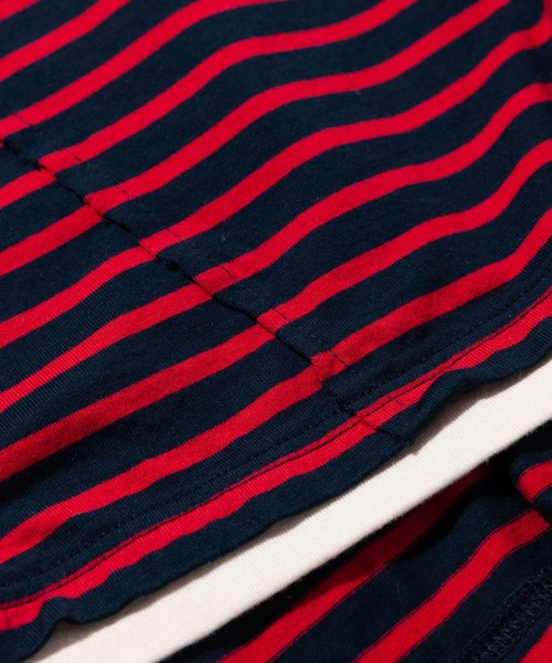 glamb(グラム)の「Fake Layered Border CS / フェイクレイヤードボーダーカットソー(Tシャツ/カットソー・メンズ・ホワイト×ブラック/レッド系その他・M/S/L)」の7枚目の写真