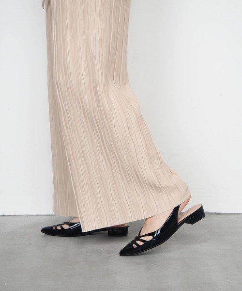 NEUE THE MARKET(ノイエザマーケット)の「ポインテッドトゥバックストラップパンプス/TM22130(パンプス・レディース・ブラック/イエロー/ベージュ・22.5cm/23cm/23.5cm/24cm/24.5cm)」の16枚目の写真