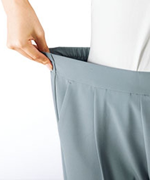 BELLUNA PLUS(ベルーナ)の「花粉対策ストレッチテーパードパンツ 股下58cm(その他パンツ・レディース・ブラック/ネイビー/ブルー/アイボリー・SMALL/LARGE/X-LARGE/MEDIUM)」の11枚目の写真