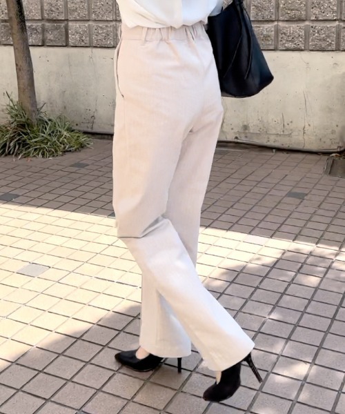 Futier land（フューティアランド）の「コットンリネンストレートパンツ（スラックス・レディース・アイボリー/グレー・MEDIUM）」の14枚目の写真