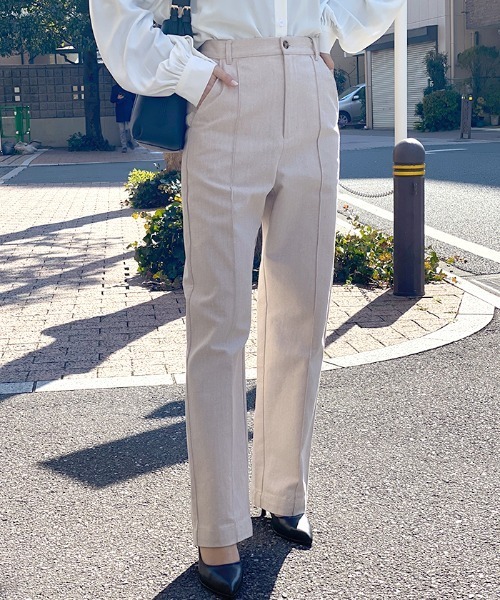 Futier land（フューティアランド）の「コットンリネンストレートパンツ（スラックス・レディース・アイボリー/グレー・MEDIUM）」の16枚目の写真