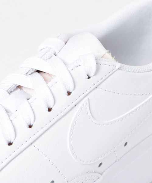 NIKE（ナイキ）の「NIKE　ナイキBlazerLowPlatform（スニーカー・レディース・ホワイト/ブラック・23/24/23.5）」の7枚目の写真