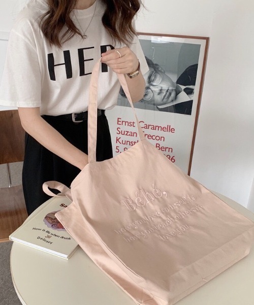 LAC-VERT（ラック・ヴェール）の「Bebe刺繍トートバッグ（トートバッグ・レディース・ベージュ/パープル/ピンク/ブルー・FREE）」の19枚目の写真