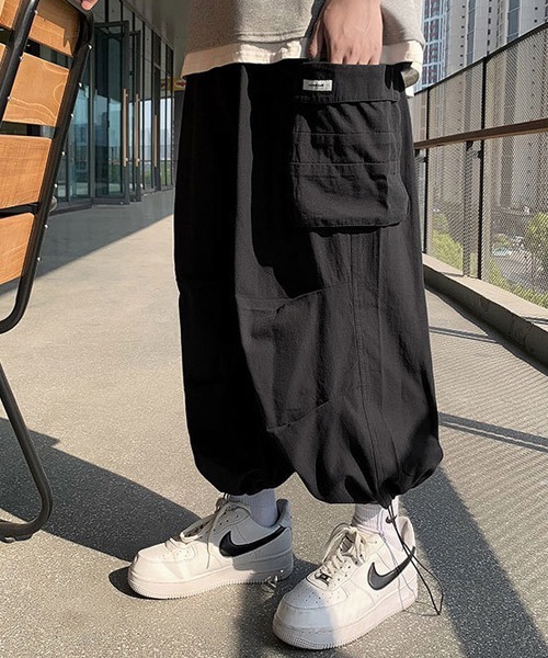 CORPUS TOKYO(コーパス トーキョー)の「Lazy Tokyo ワイドイージーカーゴパンツ(カーゴパンツ・メンズ・ブラック/ホワイト/カーキ・4/1/2/3)」の8枚目の写真