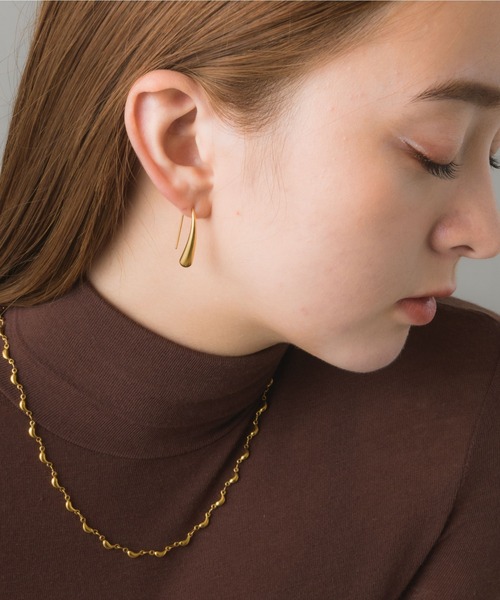 muku（ムク）の「金属アレルギー対応 ドリップカーブピアス(両耳用)/サージカルステンレス/316L（ピアス（両耳用）・レディース・シルバー/ゴールド・FREE）」の14枚目の写真