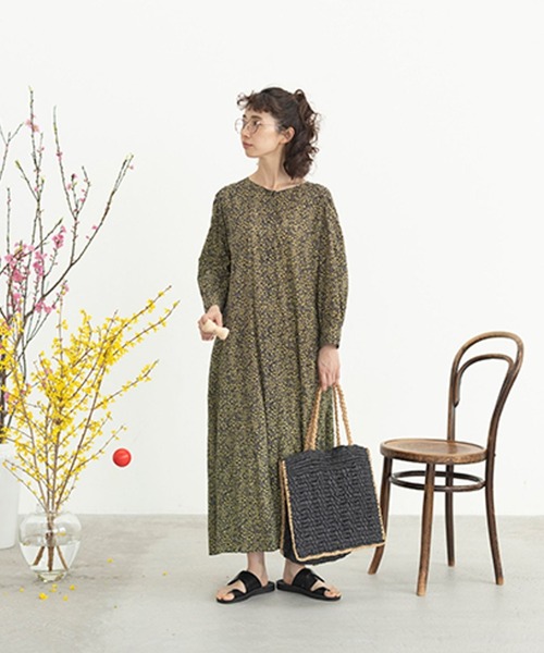 studio CLIP（スタディオクリップ）の「【kazumiさんコラボ】世界のトリップクローゼット かごバッグ（トートバッグ・レディース・イエロー/ブラック/ピンク・FREE）」の4枚目の写真