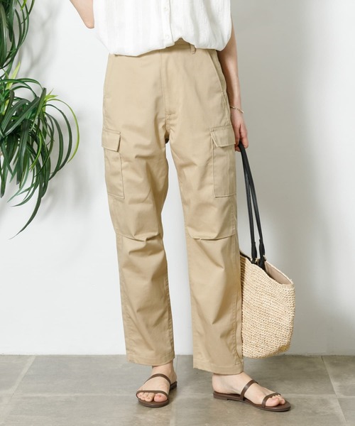 URBAN RESEARCH Sonny Label(アーバンリサーチサニーレーベル)の「テーパードカーゴパンツ(カーゴパンツ・レディース・ベージュ/カーキ/ネイビー・36/38)」の2枚目の写真