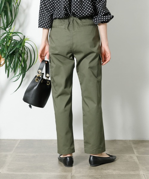 URBAN RESEARCH Sonny Label(アーバンリサーチサニーレーベル)の「テーパードカーゴパンツ(カーゴパンツ・レディース・ベージュ/カーキ/ネイビー・36/38)」の12枚目の写真