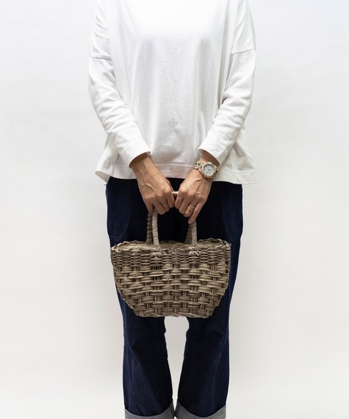  MAKE UP（メイクアップ）の「MAKE UP 軽量PEミニトートバックS/かごバッグ(巾着付)（トートバッグ・レディース・ダークブラウン/ベージュ/グレー/アイボリー・FREE）」の3枚目の写真