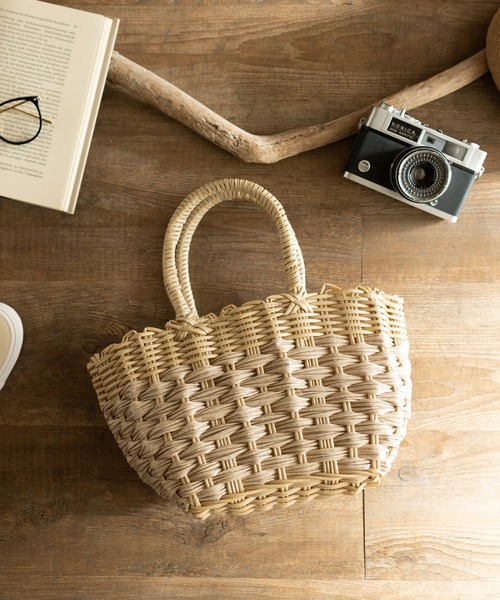  MAKE UP（メイクアップ）の「MAKE UP 軽量PEミニトートバックS/かごバッグ(巾着付)（トートバッグ・レディース・ダークブラウン/ベージュ/グレー/アイボリー・FREE）」の10枚目の写真